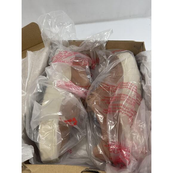 Clarks Collection Shoes Womens Size 5.5 Tan Mykah Joy Zip Sneakers New Box - Picture 12 of 14